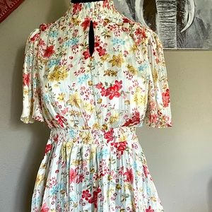 Boutique Blouse Size M NWT